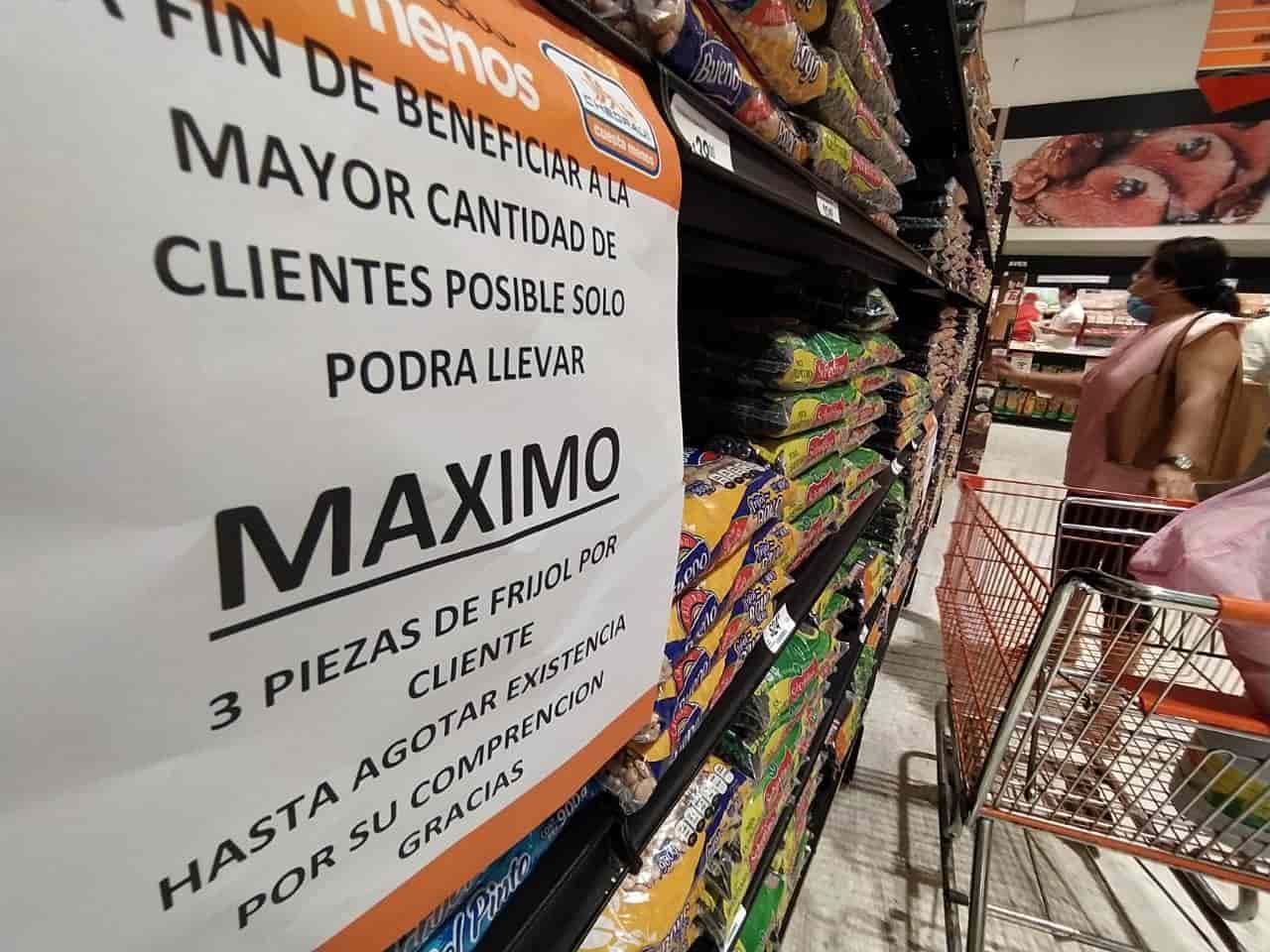 Restringen compra de frijol, aceite, azúcar y arroz en supermercados