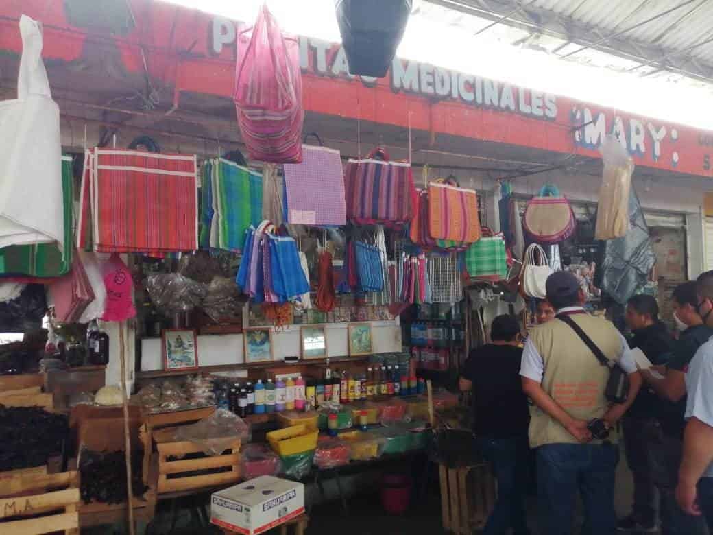 Clausuran negocios y depósitos de cerveza por violar decreto de prevención del Covid-19 en Comalcalco y Jalpa