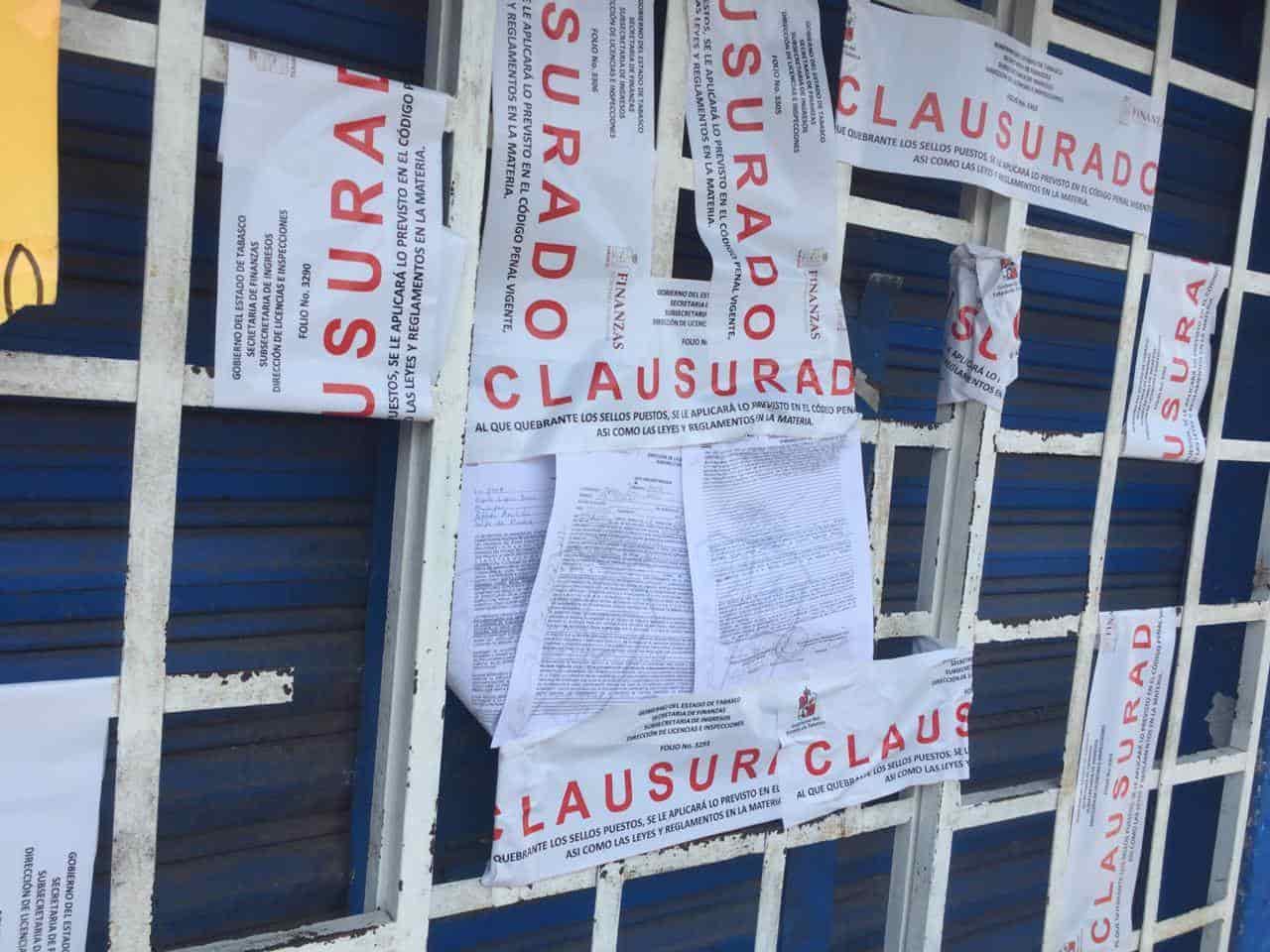 Clausuran negocios y depósitos de cerveza por violar decreto de prevención del Covid-19 en Comalcalco y Jalpa