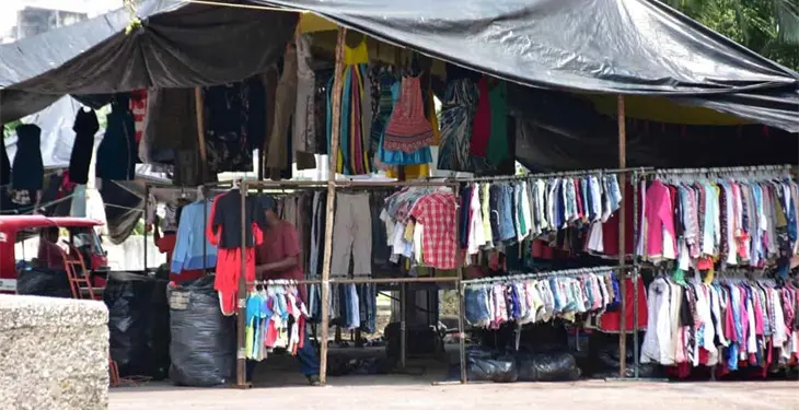 Tianguis en Gaviotas opera con normalidad en plena contingencia sanitaria Tianguis en Gaviotas opera con normalidad en plena contingencia sanitaria