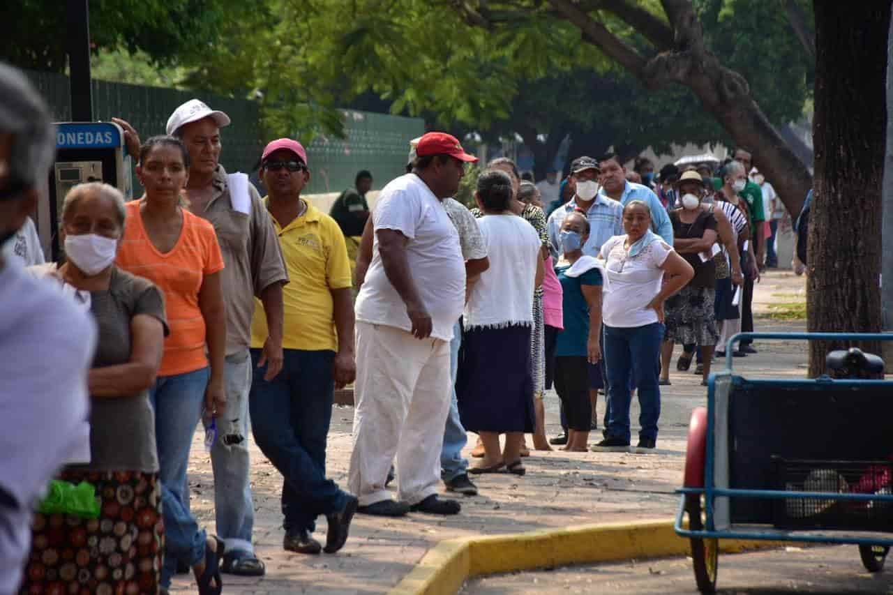 Entrega iglesia Católica cerca de mil despensas como parte del programa Mesa Solidaria Entrega iglesia Católica cerca de mil despensas como parte del programa Mesa Solidaria