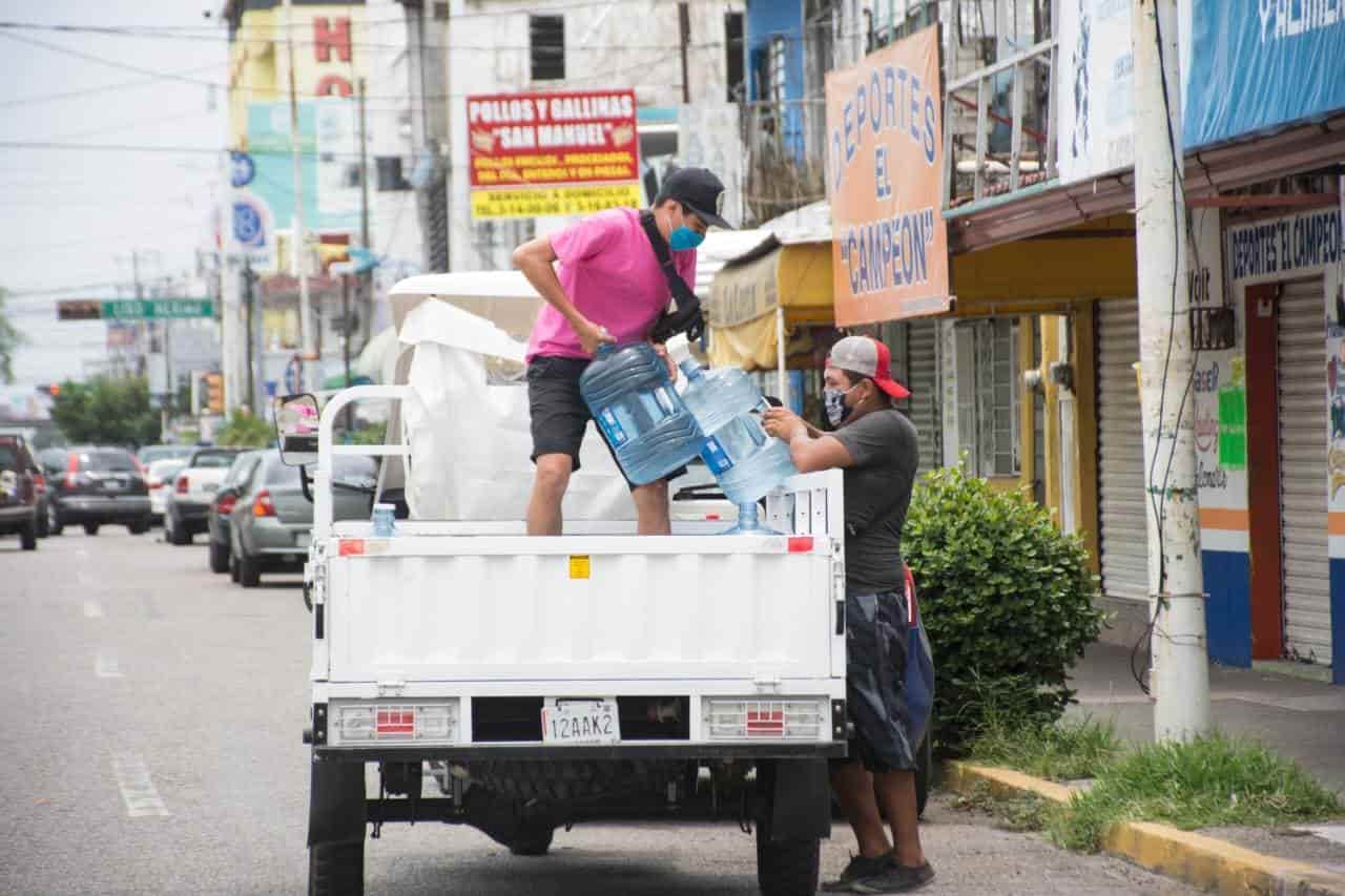 FOTO GALERÍA: El cambaceo, la estrategia de venta que subsiste a los tiempos del coronavirus FOTO GALERÍA: El cambaceo, la estrategia de venta que subsiste a los tiempos del coronavirus