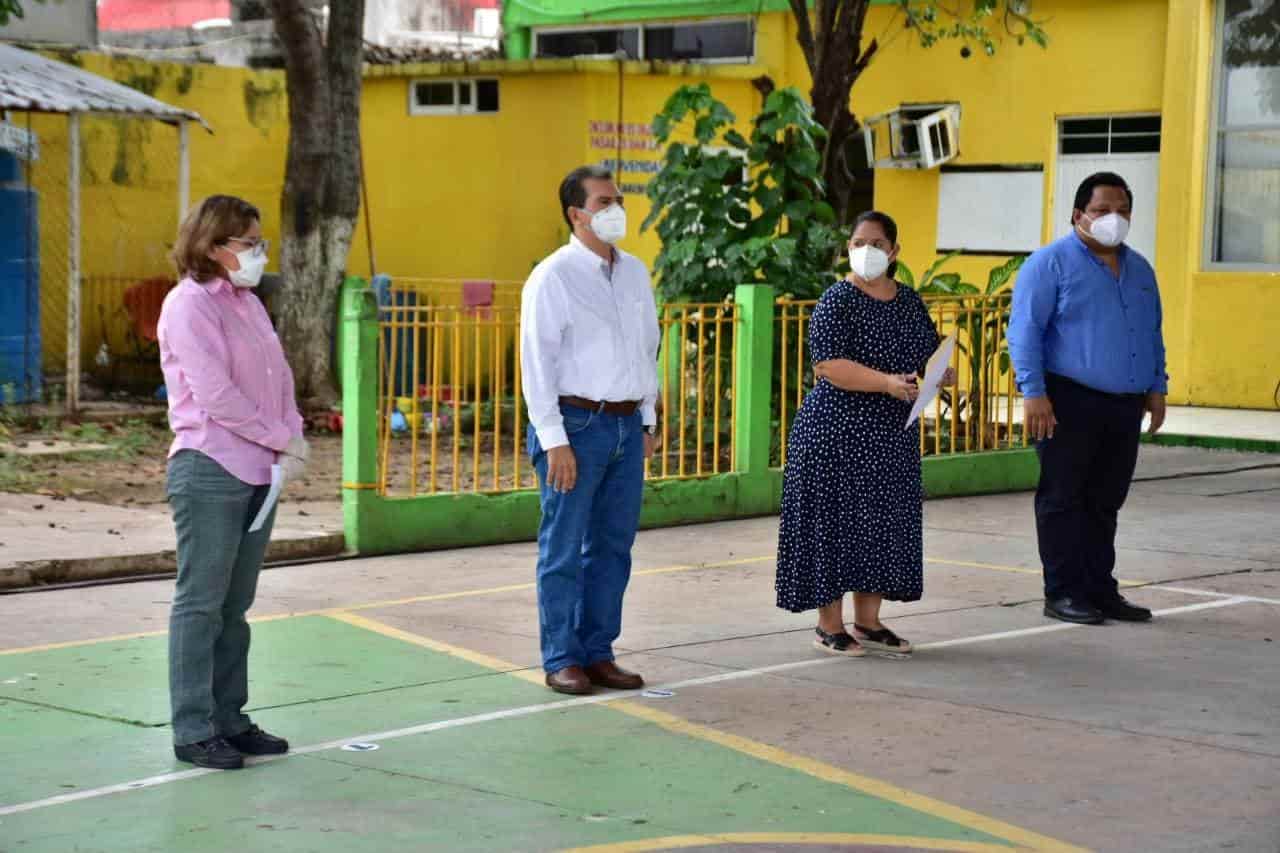 Da ayuntamiento de Centro banderazo al programa ‘Pinta tu escuela’ Da ayuntamiento de Centro banderazo al programa ‘Pinta tu escuela’