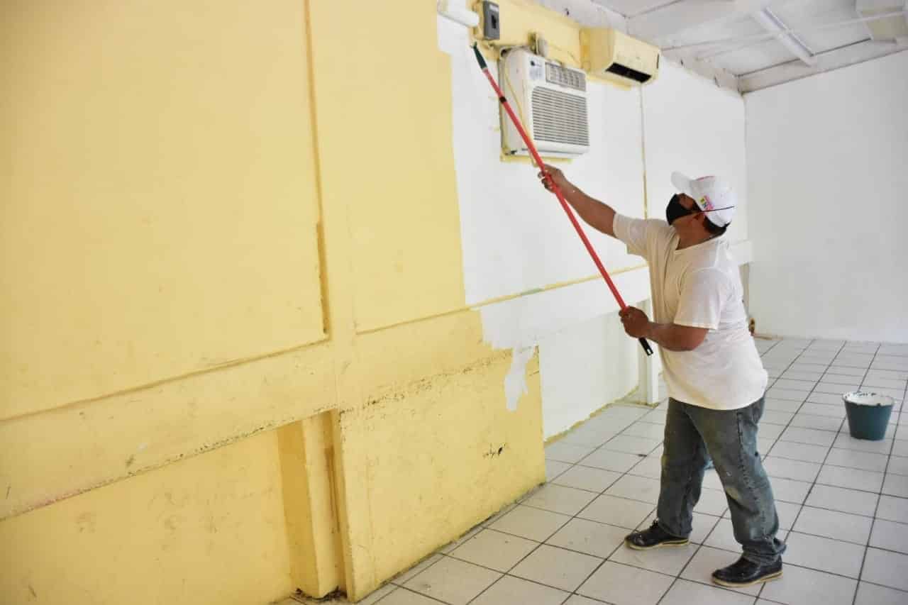 Da ayuntamiento de Centro banderazo al programa ‘Pinta tu escuela’ Da ayuntamiento de Centro banderazo al programa ‘Pinta tu escuela’