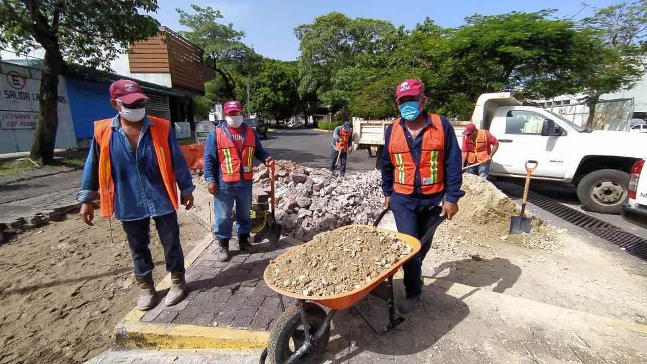 Rehabilitará Gobierno de Centro 7 mil 50 m2 de pavimento de adoquín en Tabasco 2000 Rehabilitará Gobierno de Centro 7 mil 50 m2 de pavimento de adoquín en Tabasco 2000