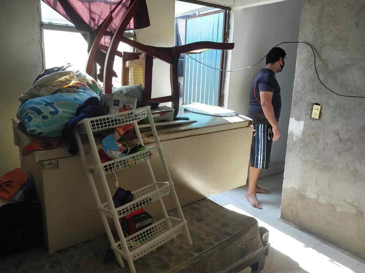 Cede anegación en Bicentenario e inician trabajos de limpieza Cede anegación en Bicentenario e inician trabajos de limpieza