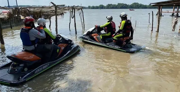 Establece PC de NL base en Frontera en auxilio a Tabasco por inundaciones Establece PC de NL base en Frontera en auxilio a Tabasco por inundaciones
