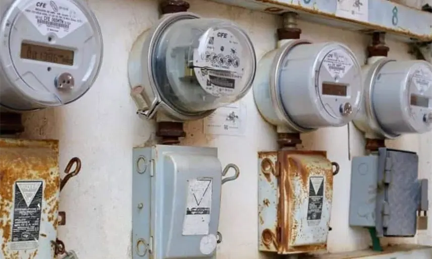 PRD condena detención de mujer por presunto robo de electricidad; ofrece asesoría legal