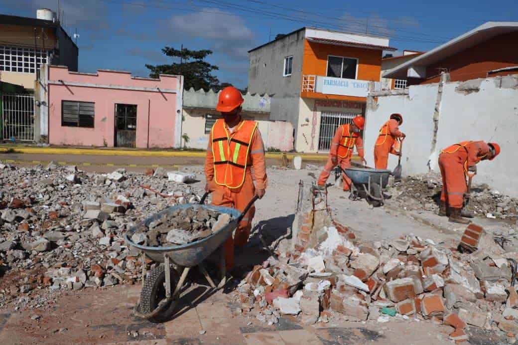 Anuncia Evaristo reconstrucción del sistema de drenaje y 2 cárcamos en Pueblo Nuevo de las Raíces Anuncia Evaristo reconstrucción del sistema de drenaje y 2 cárcamos en Pueblo Nuevo de las Raíces