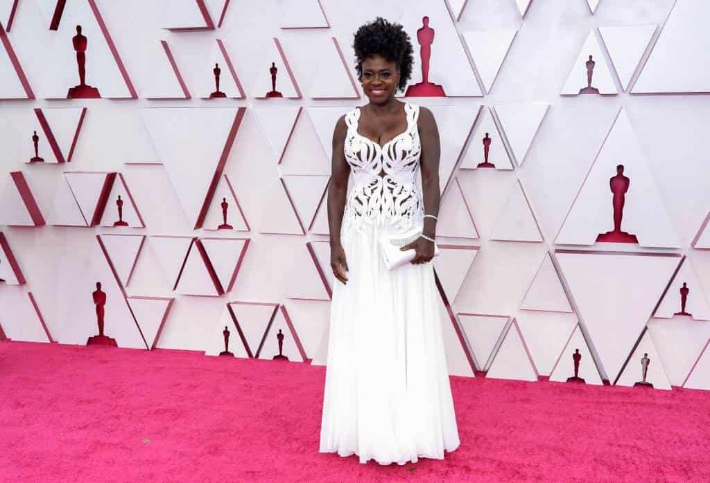Lo mejor de la alfombra roja de los Oscar 2021