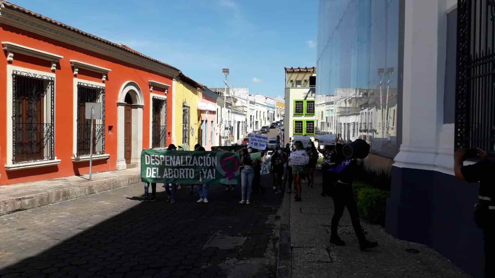 Exigen colectivos feministas despenalización del aborto en Tabasco