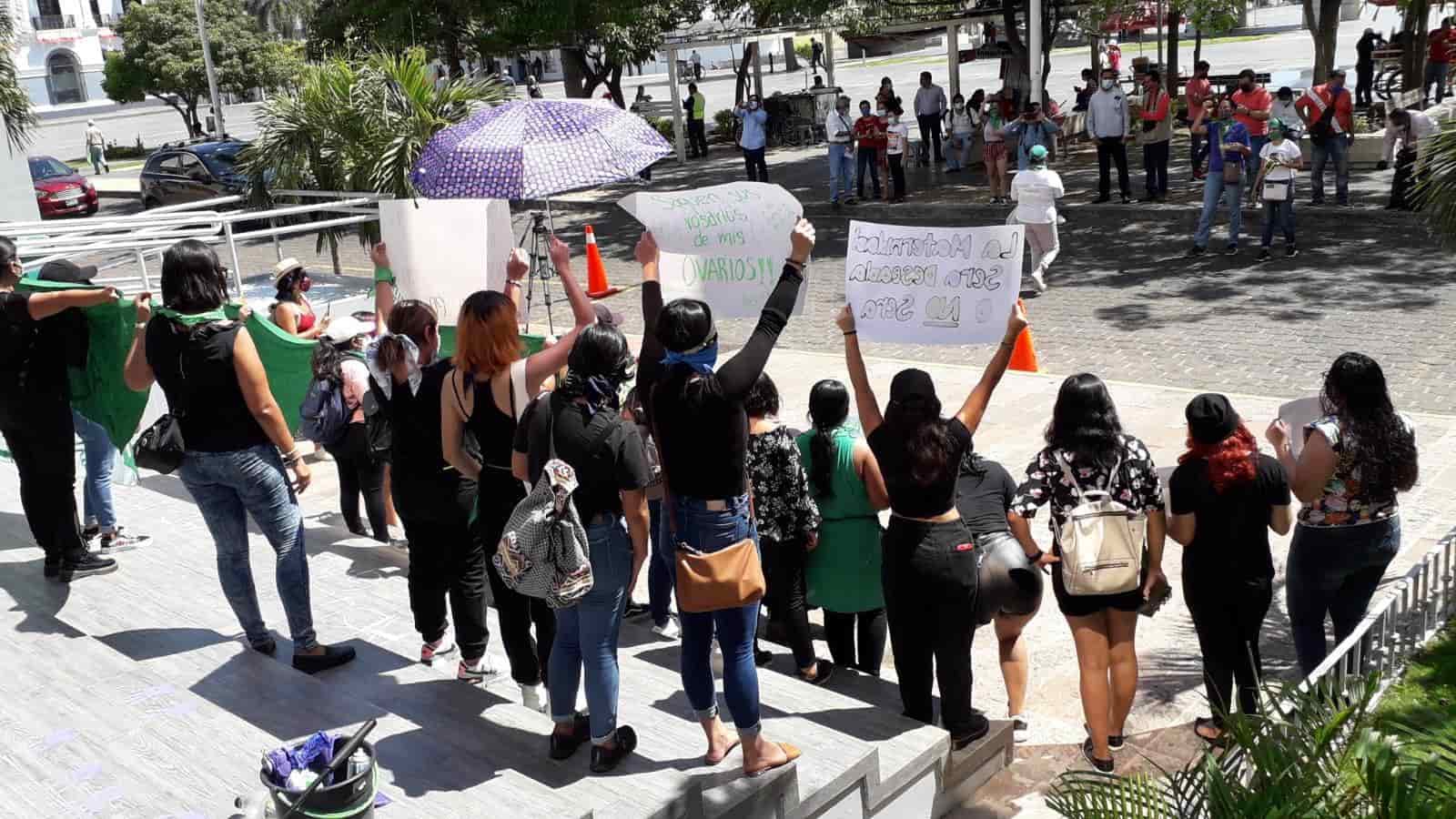 Exigen colectivos feministas despenalización del aborto en Tabasco
