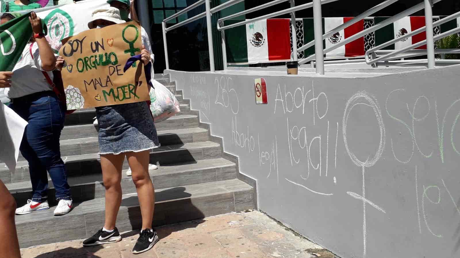 Exigen colectivos feministas despenalización del aborto en Tabasco