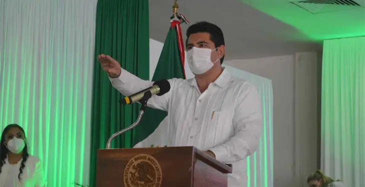 Toman protesta nuevos presidentes municipales de la región Sierra Toman protesta nuevos presidentes municipales de la región Sierra