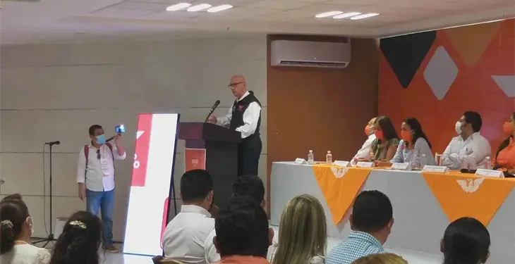 Eligen a Pedro Palomeque como nuevo líder de MC en Tabasco Eligen a Pedro Palomeque como nuevo líder de MC en Tabasco