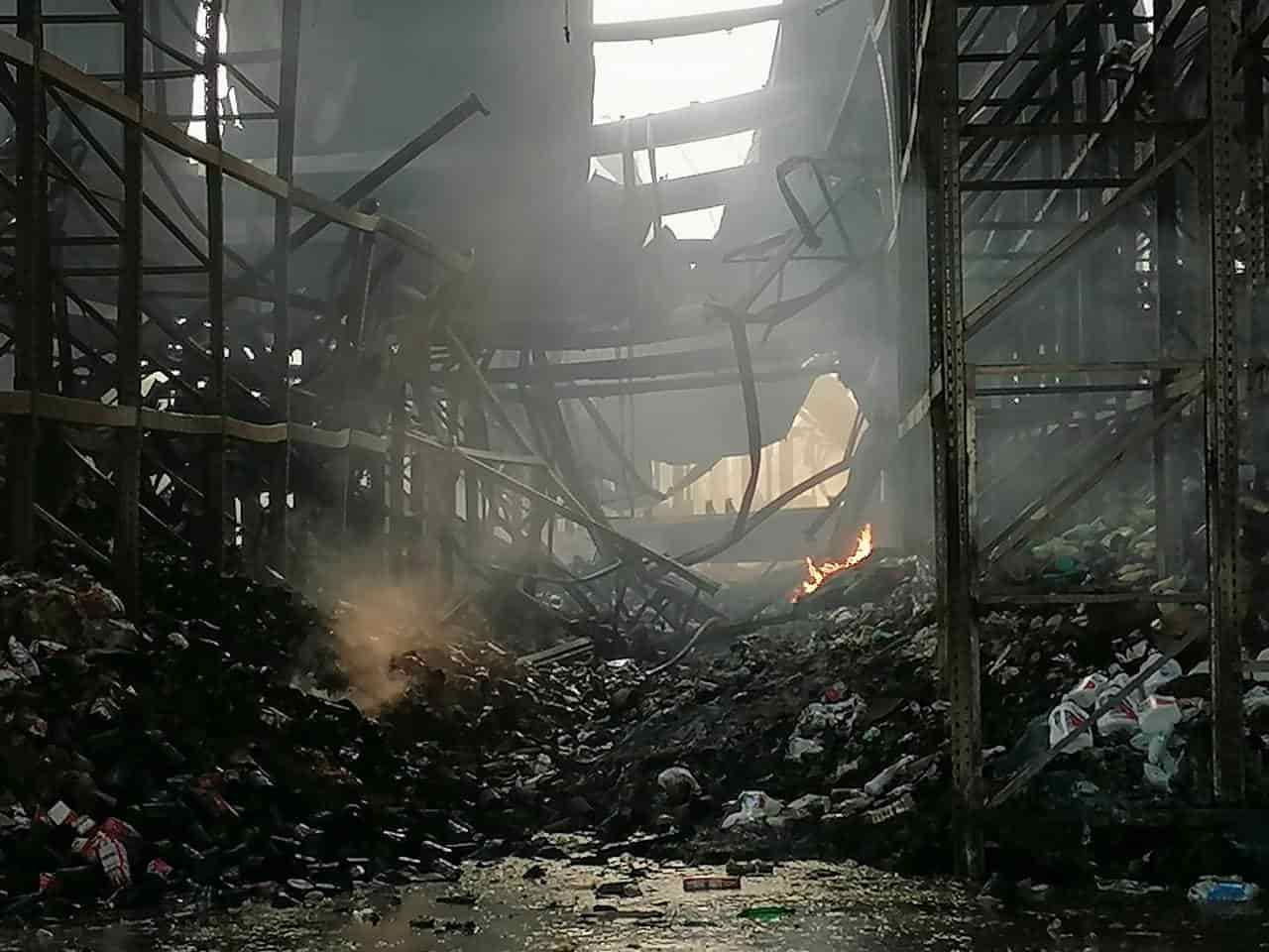 Declara PC sofocado incendio en CEDIS de abarrotera Declara PC sofocado incendio en CEDIS de abarrotera