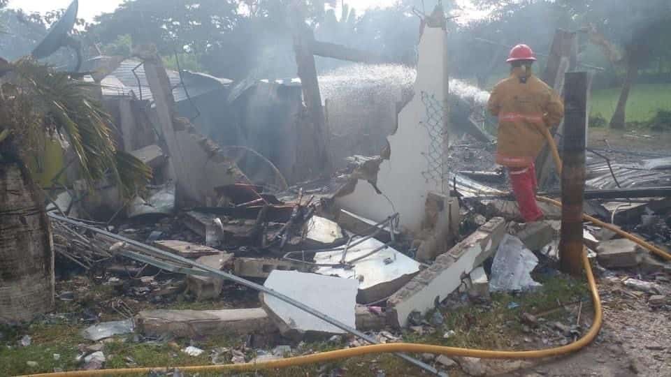Explota polvorín clandestino en Comalcalco Explota polvorín clandestino en Comalcalco