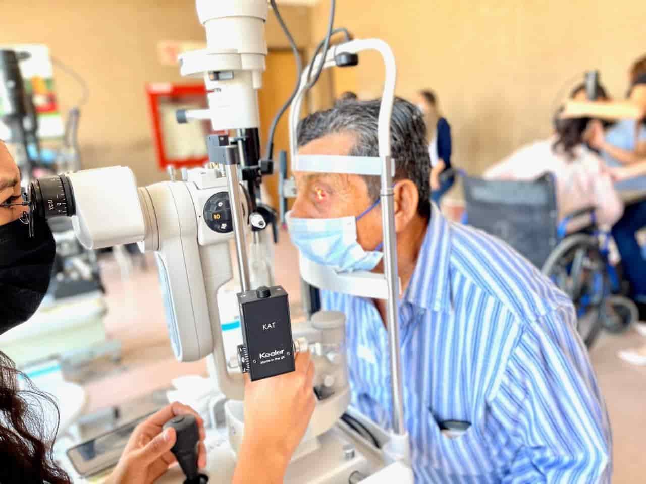 335 tabasqueños se operan de cataratas en el IMSS 335 tabasqueños se operan de cataratas en el IMSS