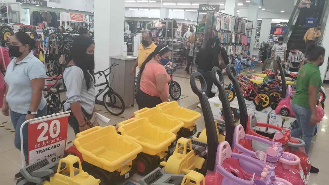 Reyes Magos abarrotan jugueterías de Villahermosa Reyes Magos abarrotan jugueterías de Villahermosa