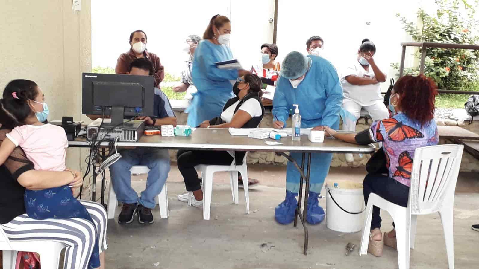 En el ISSSTE Tabasco denuncian deficiente atención en el área de pruebas COVID En el ISSSTE Tabasco denuncian deficiente atención en el área de pruebas COVID