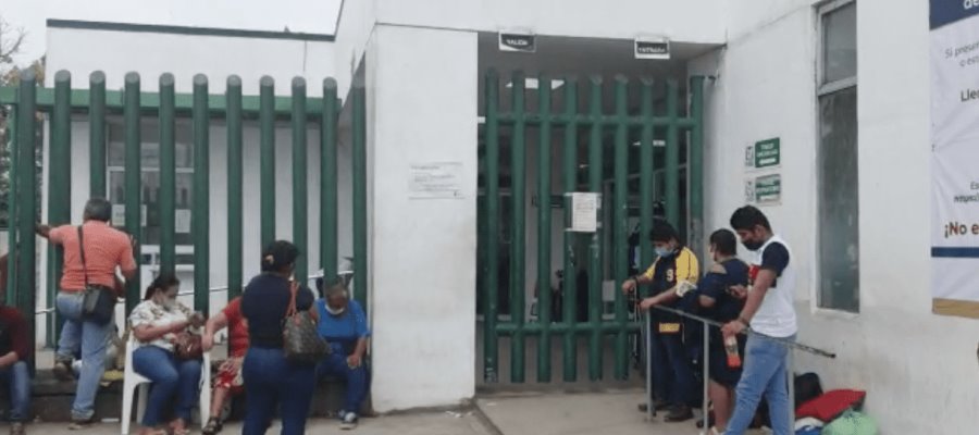 No minimizar quejas de derechohabientes, exhorta Fócil a directivos del IMSS