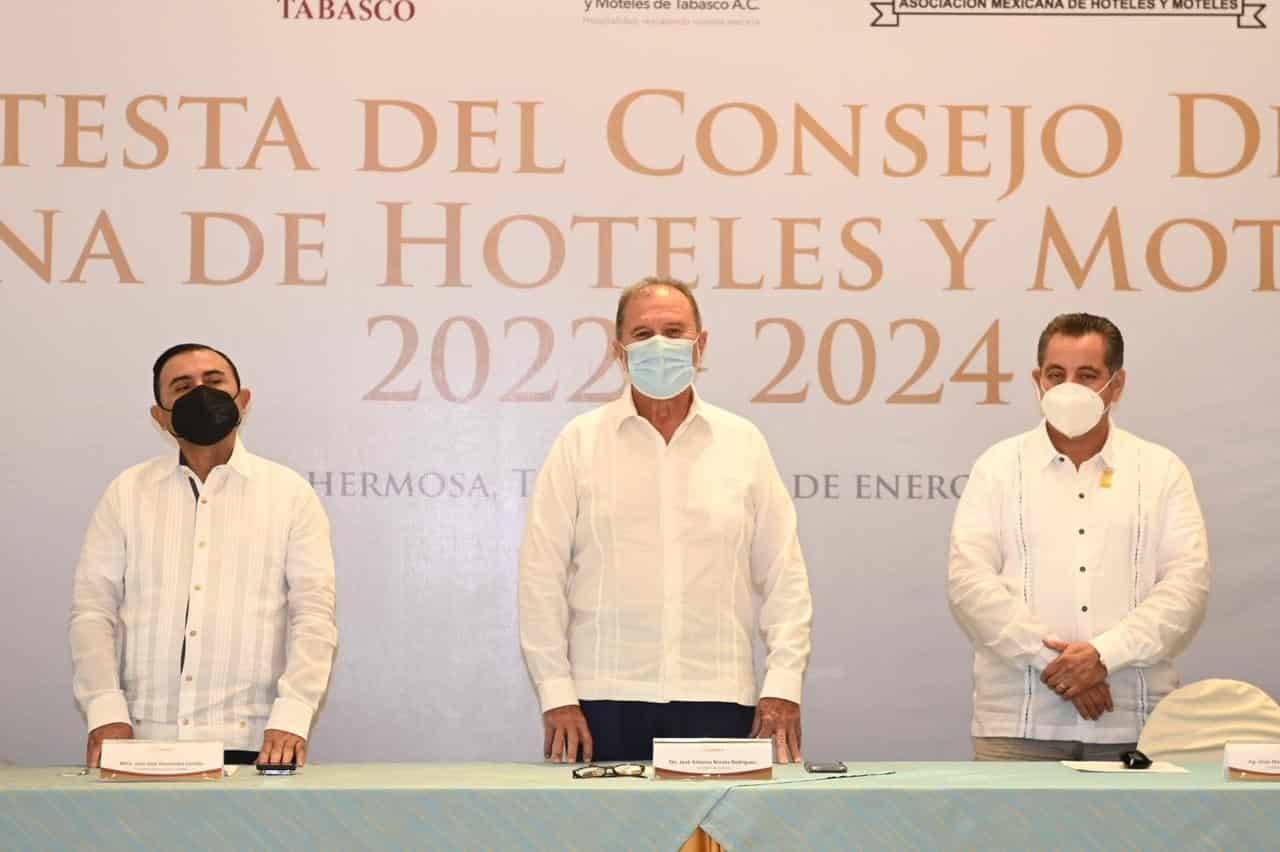 Rinde protesta nuevo consejo directivo del sector hotelero en Tabasco Rinde protesta nuevo consejo directivo del sector hotelero en Tabasco