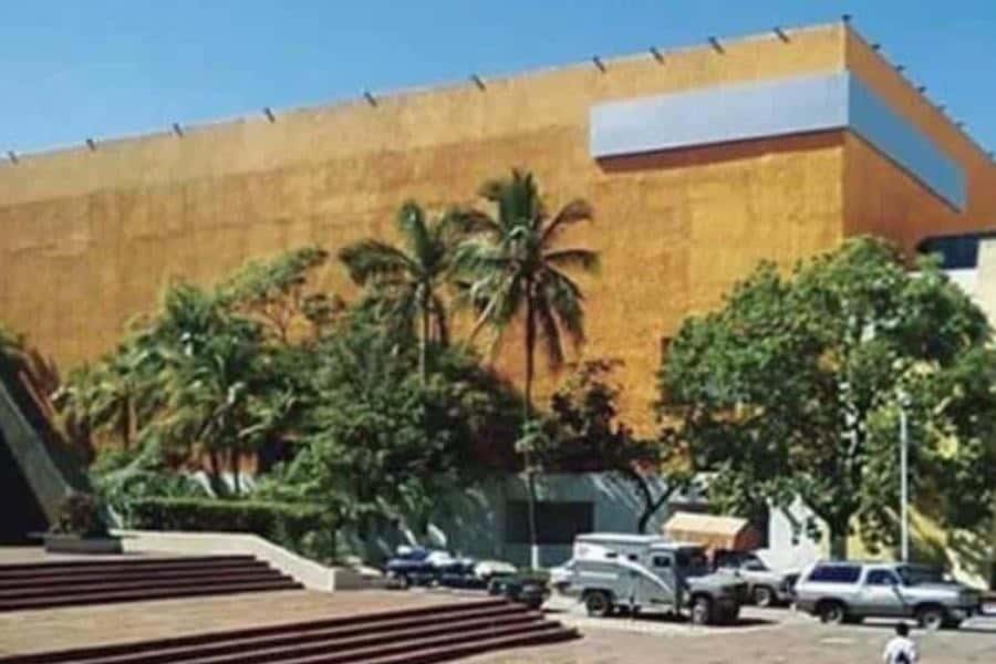 Pese a remodelación millonaria, Centro de Convenciones "ya no es apto": Coparmex Tabasco Pese a remodelación millonaria, Centro de Convenciones "ya no es apto": Coparmex Tabasco