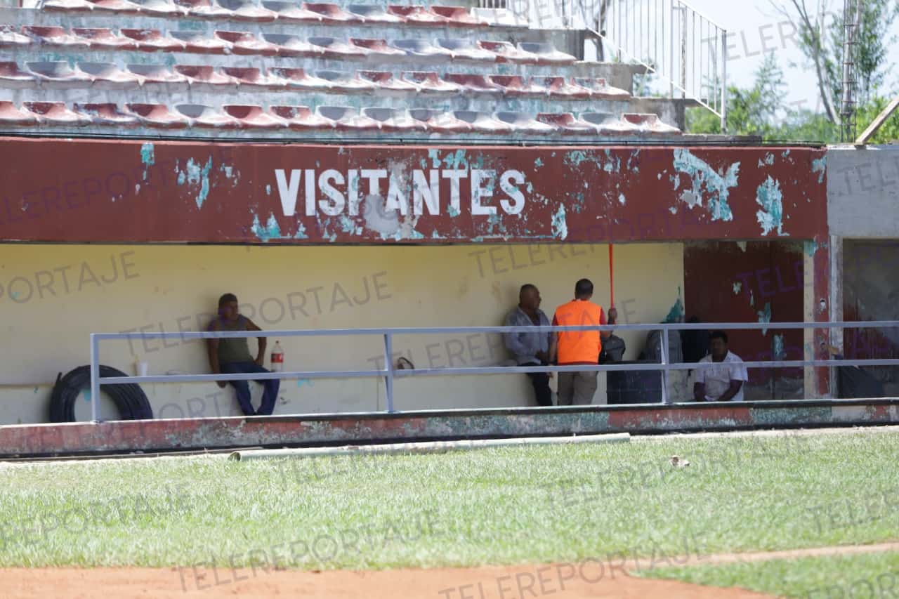 Avanza a tiempo adecuación del estadio Tumbapatos para hospedar a los Olmecas en el inicio de la LMB Avanza a tiempo adecuación del estadio Tumbapatos para hospedar a los Olmecas en el inicio de la LMB