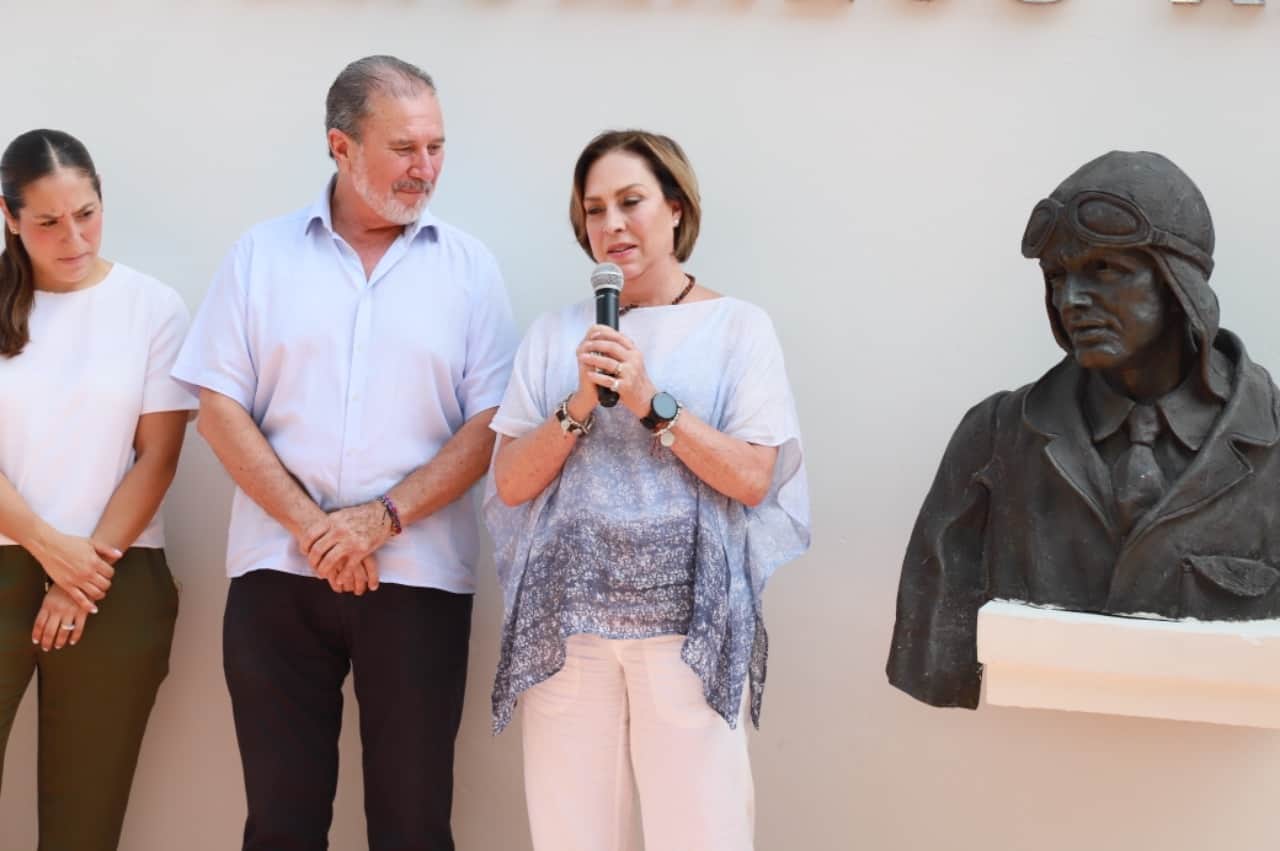 Reconocen al Aeropuerto de Villahermosa “Carlos Rovirosa Pérez” con distintivo de sustentabilidad Reconocen al Aeropuerto de Villahermosa “Carlos Rovirosa Pérez” con distintivo de sustentabilidad