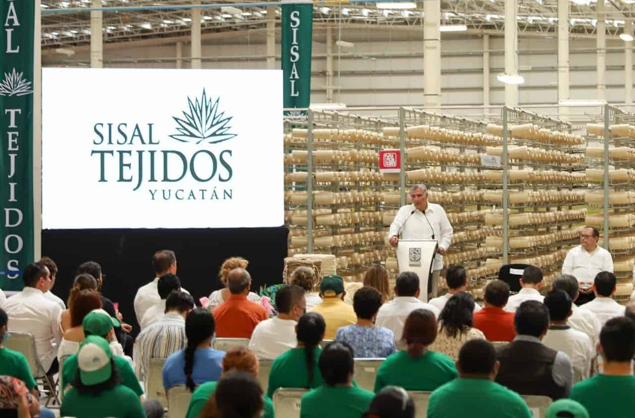 Inauguran Adán Augusto López y gobernador de Yucatán fábrica “Sisal Tejidos”, única en AL Inauguran Adán Augusto López y gobernador de Yucatán fábrica “Sisal Tejidos”, única en AL
