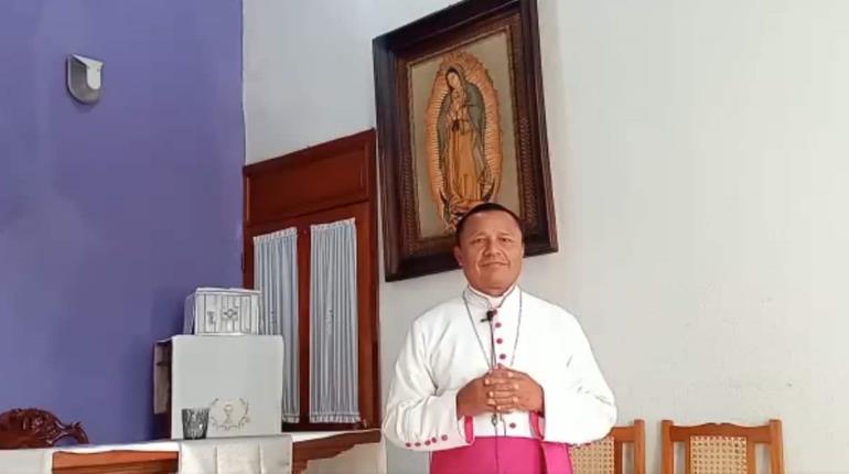 Llama Obispo de Tuxpan, Roberto Madrigal Gallegos a feligreses a apoyar proyecto de la Casa Sacerdotal