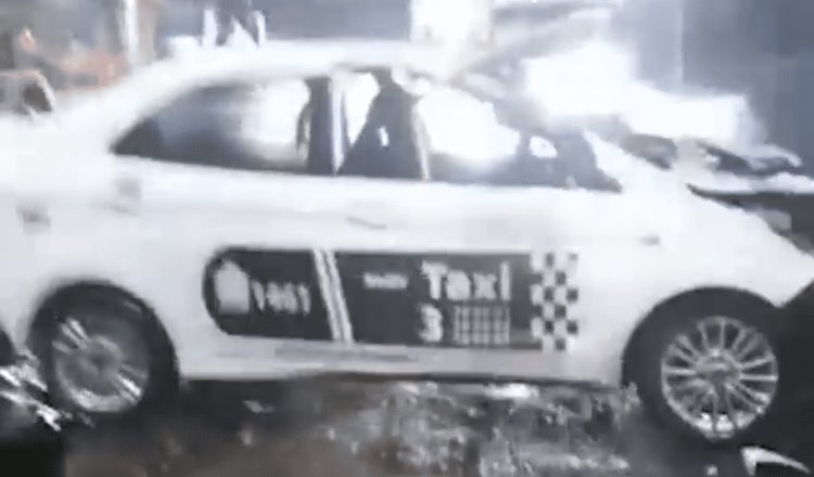 [VIDEO] Taxista provoca accidente y se da a la fuga en Villahermosa