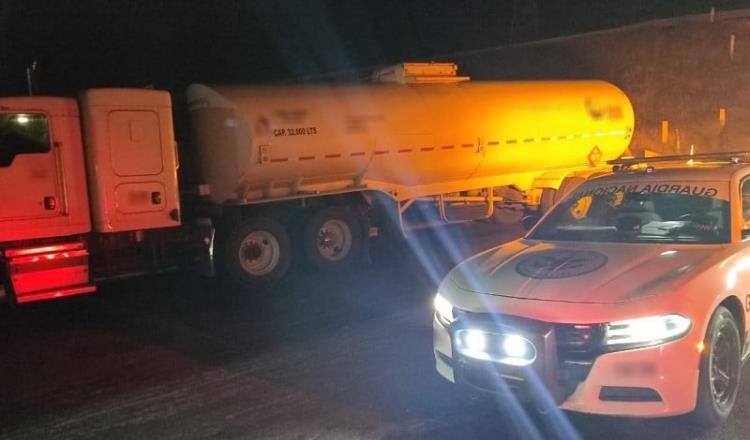 Recupera GN pipa con 32 mil litros de combustible que había sido robada en Puebla