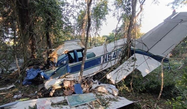 [VIDEO] Se desploma avioneta en Puerto Vallarta, Jalisco; sobreviven tripulantes