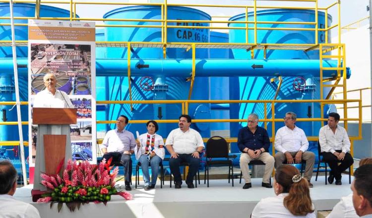 “No hay miedo de invertir: Gobernador Merino al inaugurar obras en Macuspana