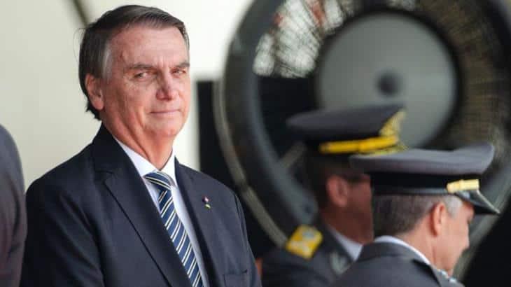 Afirma Bolsonaro que en “próximas semanas” regresará a Brasil
