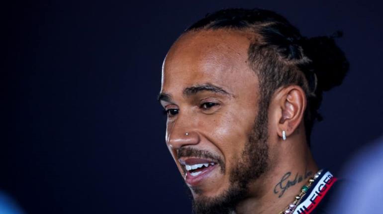 Hamilton se va de Mercedes Benz a Ferrari 