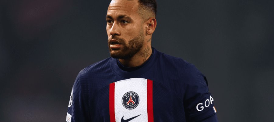 Neymar asiste al centro de entrenamiento del PSG para despedirse de compañeros