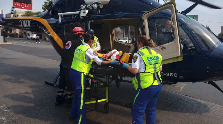 Hombre choca con cazo de carnitas hirviendo y quema a familia en CDMX