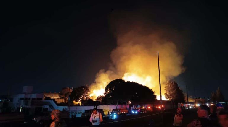 Se registra incendio en Central de Abasto de Iztapalapa