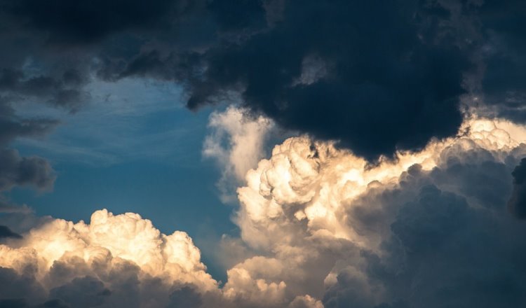 Arranca bombardeo de nubes en el Valle de México ante sequía