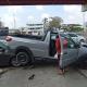 Coche embiste a camioneta estacionada en Ruiz Cortines