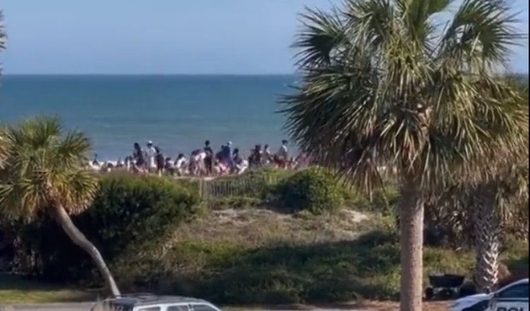 Se registra tiroteo en playa de Carolina del Sur; hay 4 heridos