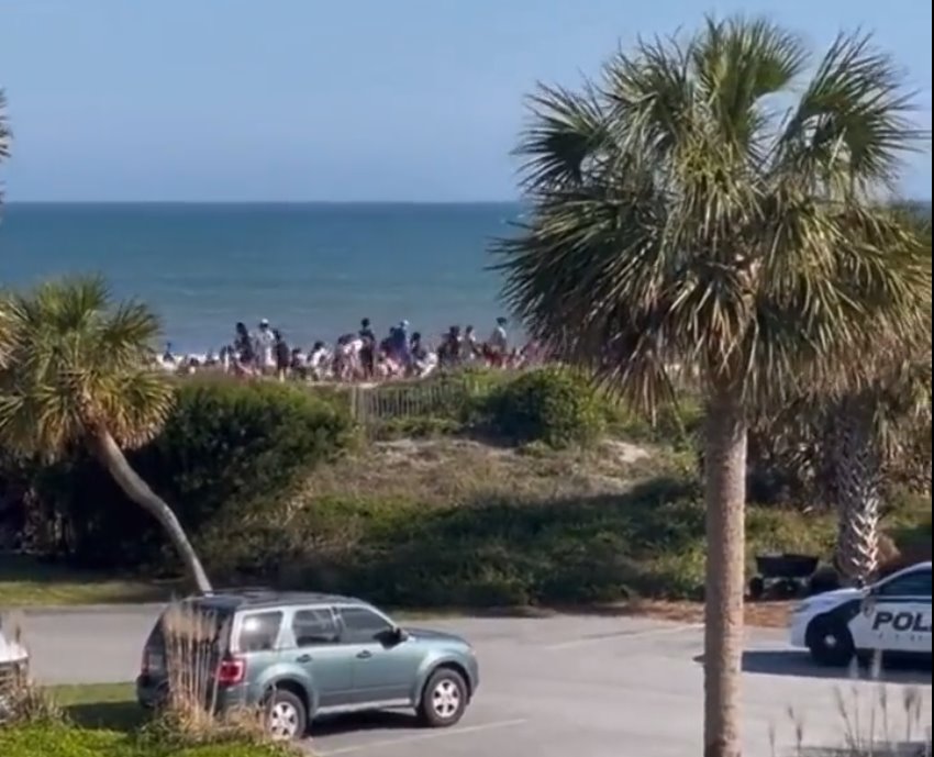 Se registra tiroteo en playa de Carolina del Sur; hay 4 heridos