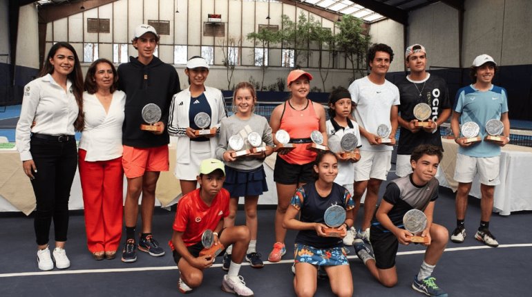 Tabasqueño gana el Torneo Nacional Infantil y Juvenil de tenis en San Luis Potosí