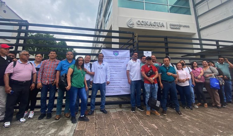 Sindicalizados toman delegación de Conagua en Tabasco; exigen pago de prestaciones