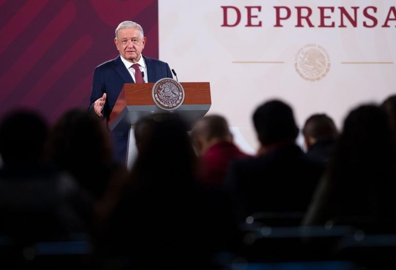 "No sirven para nada", arremete AMLO contra INAI por la presión que hay para la designación de comisionados