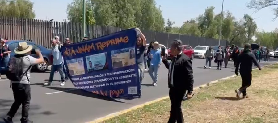 Marchan en la UNAM en protesta por regreso de Lorenzo Córdova