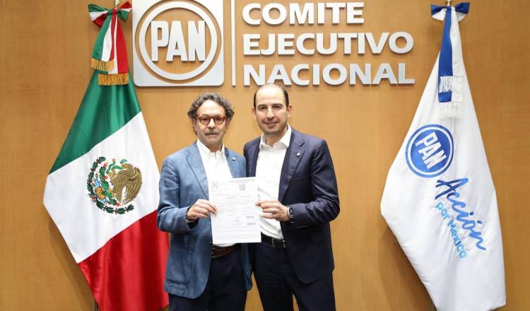 Quadri se afilia al PAN, "es la mejor opción para México", afirma