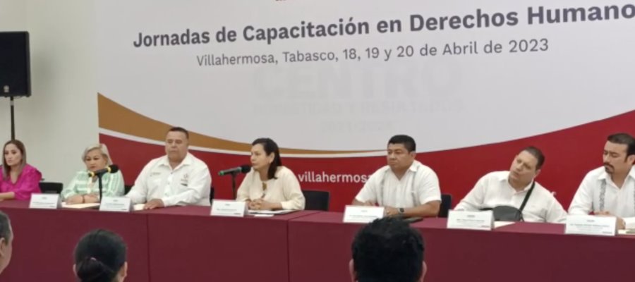 Inaugura Centro jornadas de capacitación de servidores públicos en Derechos Humanos